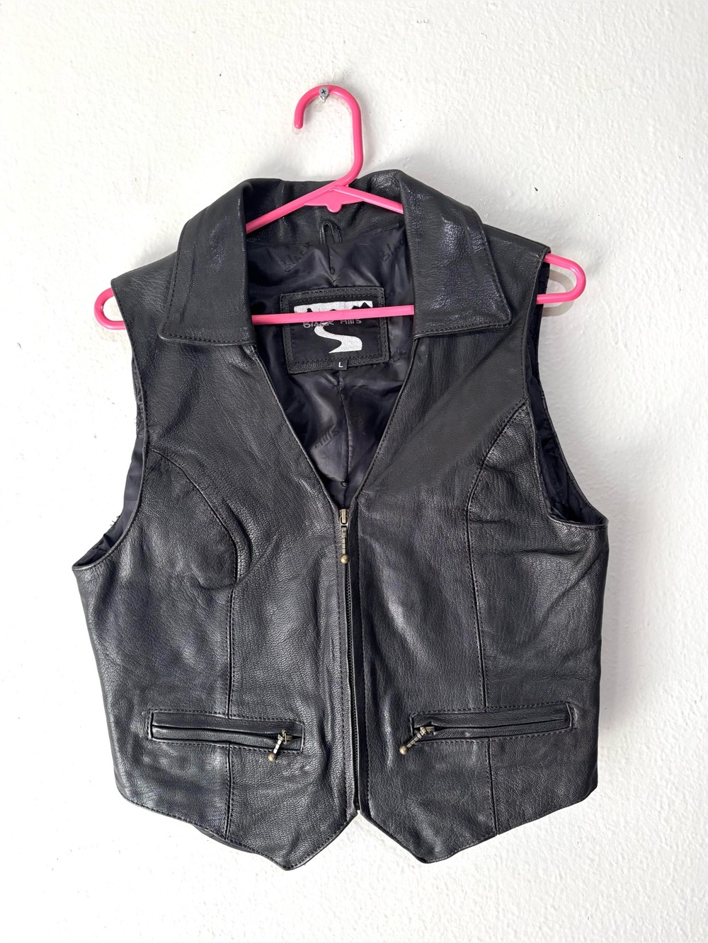 Black Hills Women's Vest Size Large Black Leather Vest Biker Moto Vintage